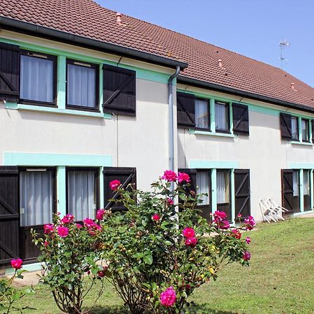 Contact Hotel Restaurant La Chaumiere Entre Orgeval Et Flins A13 Sortie 8 Les Mureaux Exteriér fotografie