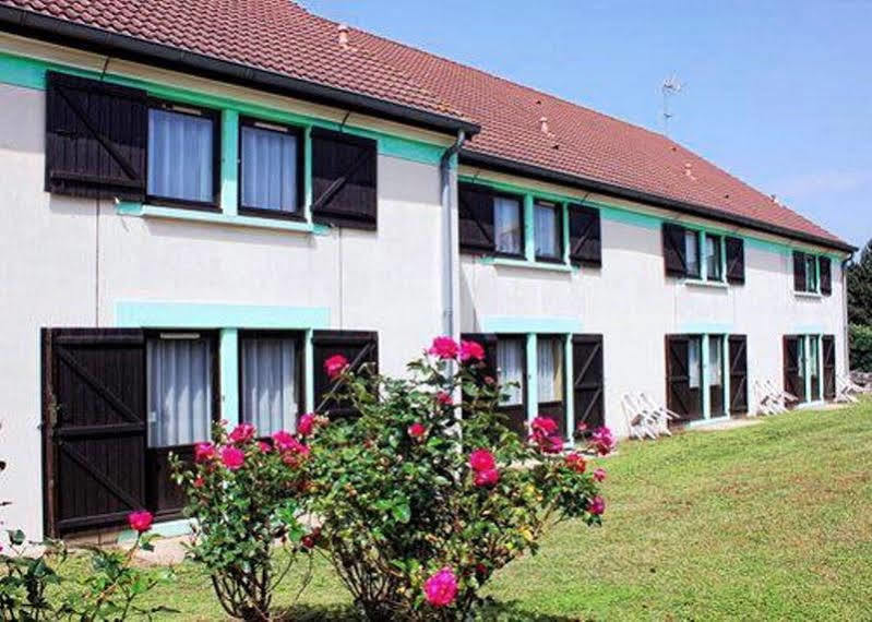 Contact Hotel Restaurant La Chaumiere Entre Orgeval Et Flins A13 Sortie 8 Les Mureaux Exteriér fotografie