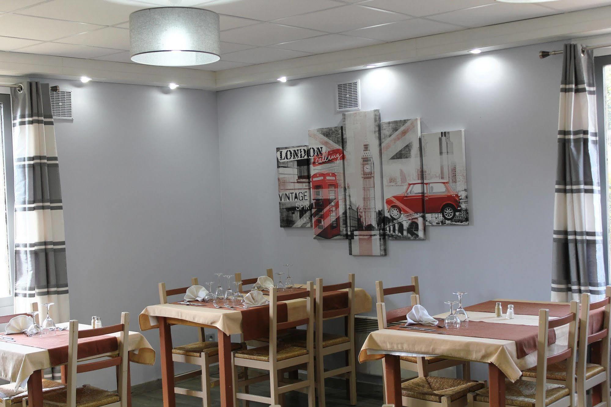 Contact Hotel Restaurant La Chaumiere Entre Orgeval Et Flins A13 Sortie 8 Les Mureaux Exteriér fotografie
